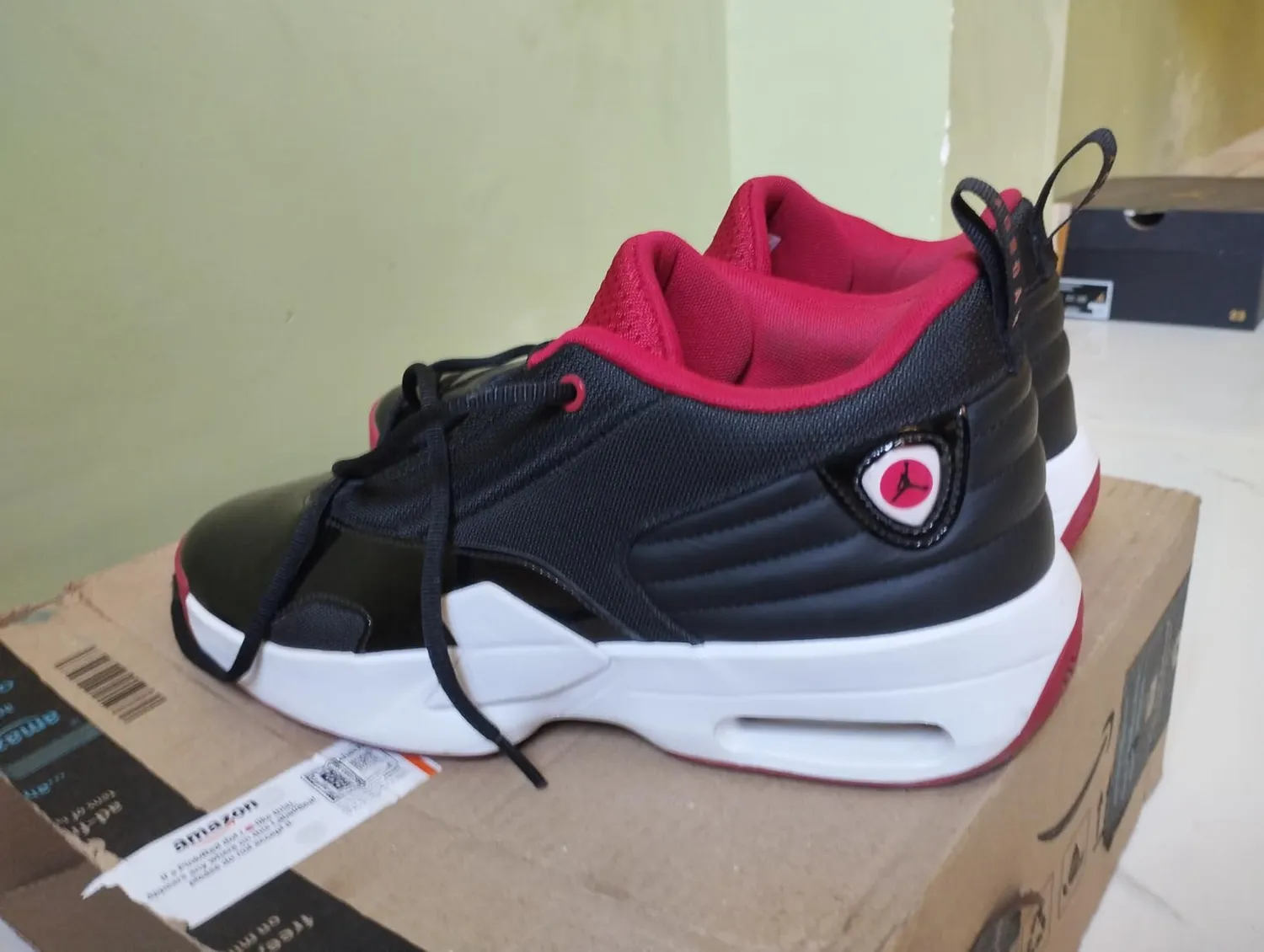 Nike Jordan Max Aura 6 FQ8298-006 scarpe uomo nere