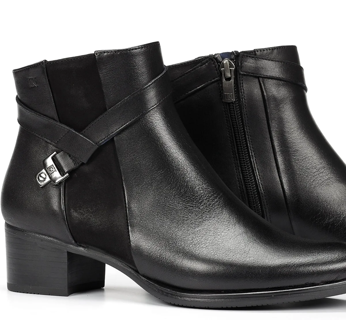 Fluchos Alegria D7232 stivaletti neri donna tacco medio