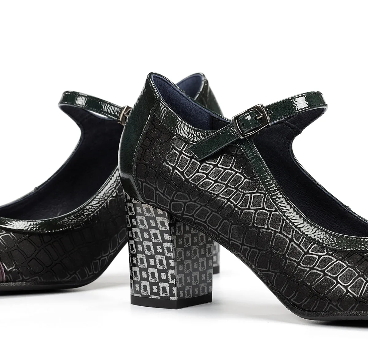 Fluchos Rodin D8669 Scarpe Donna Nere con Cinturino