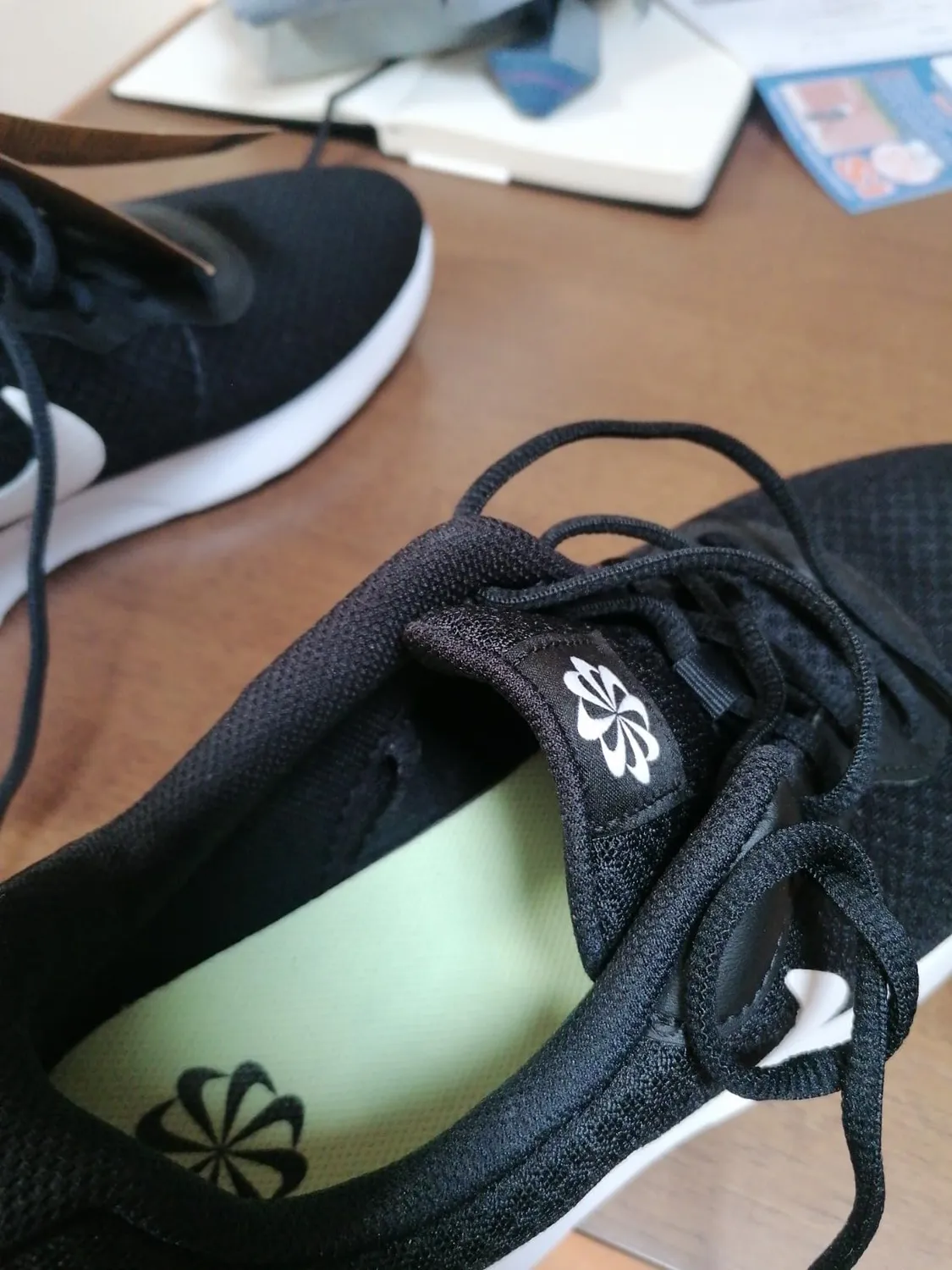 Nike Tanjun scarpe uomo 43 EU nero
