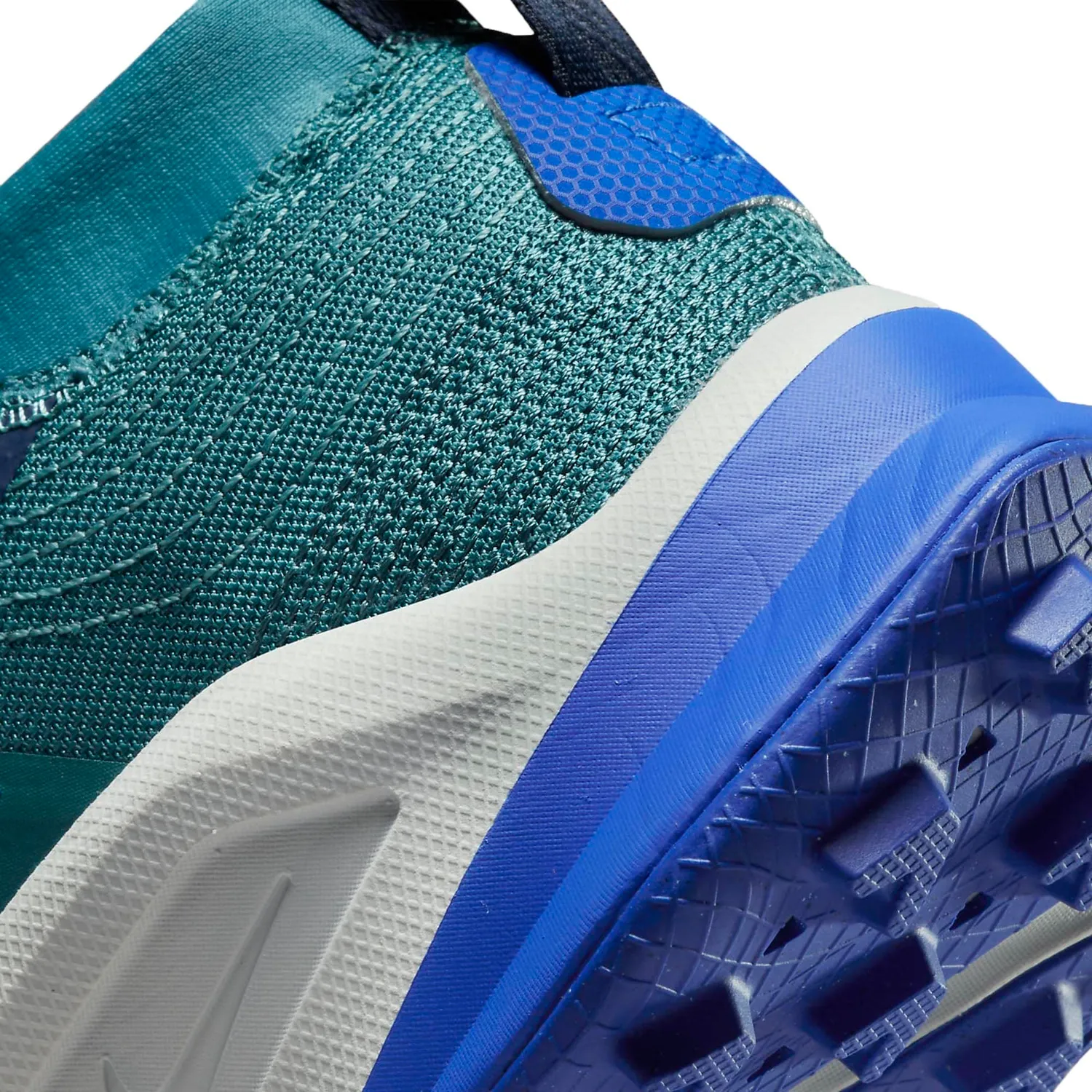 Nike ZoomX Zegama Trail uomo 44.5 trail running
