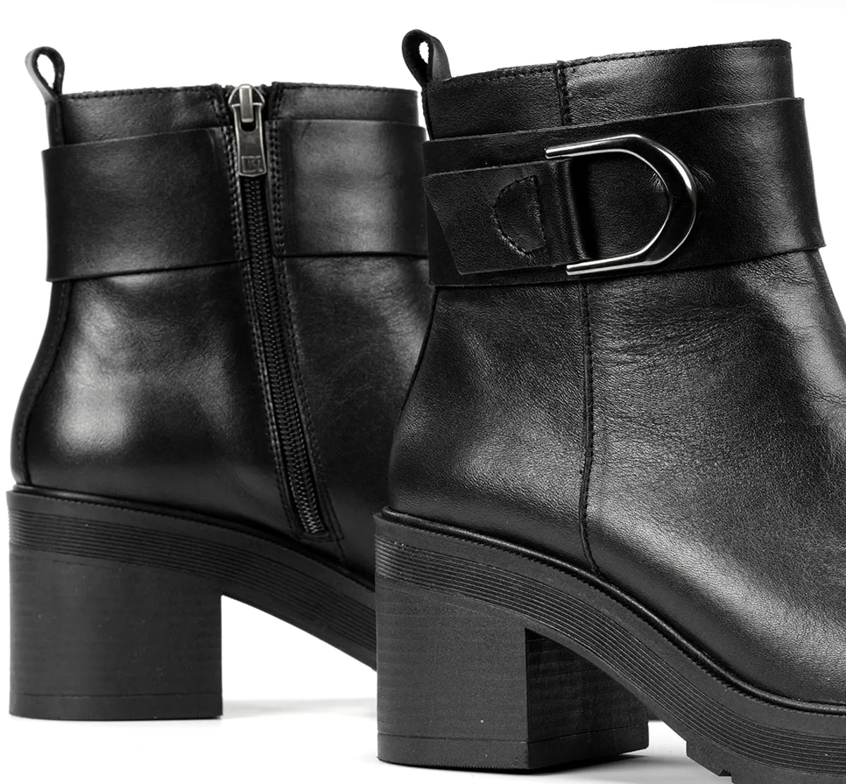 Fluchos Sarah D9573 Stivaletto Donna Nero con Tacco