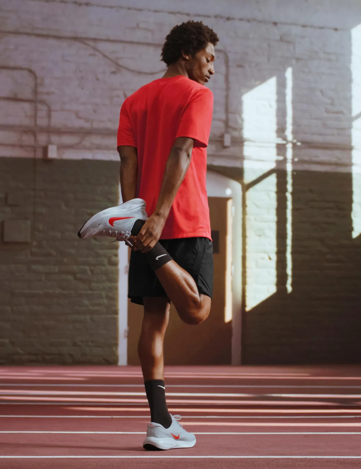 Nike Journey Run scarpe running uomo 44 EU ammortizzate