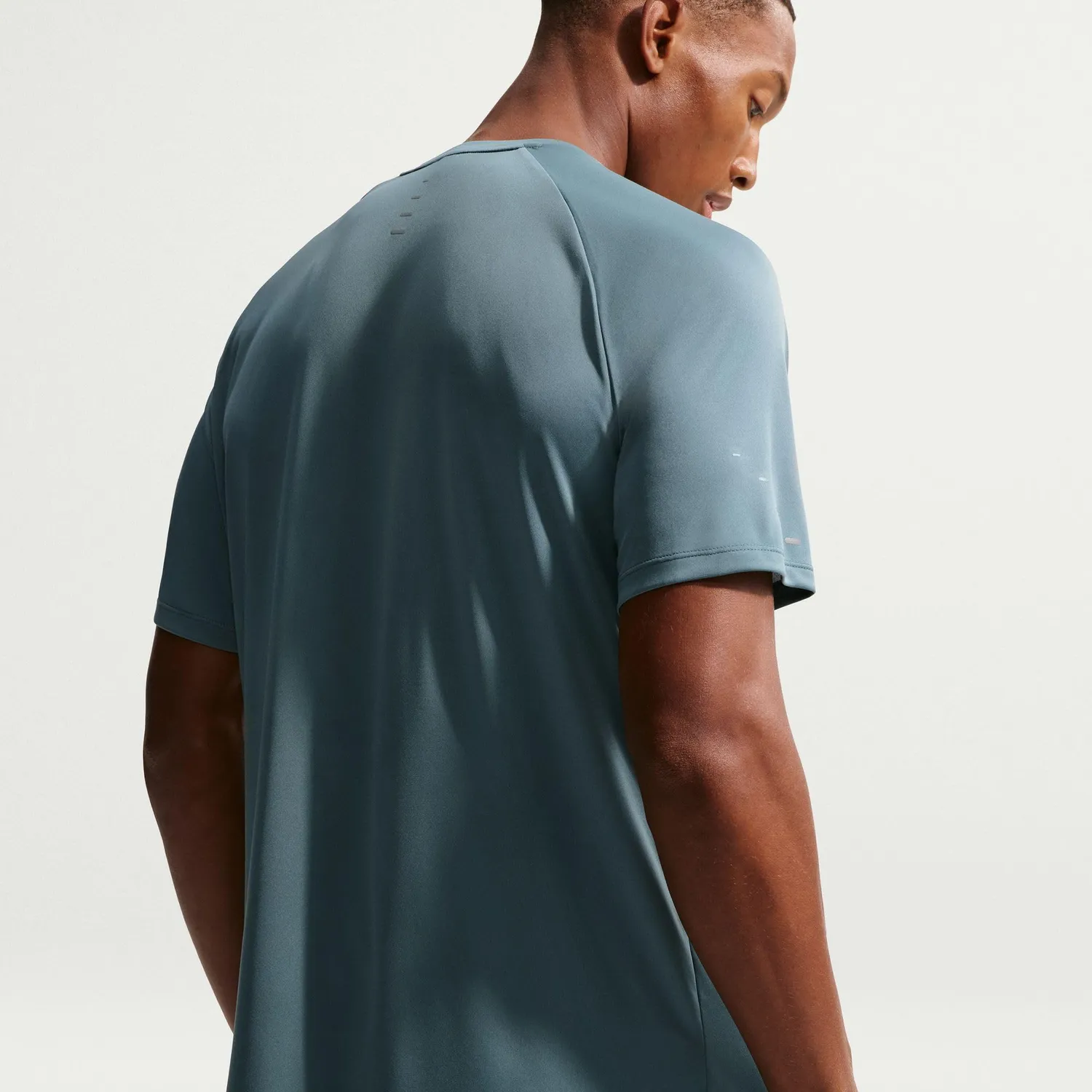 Nike Dri-Fit ADV Stride t-shirt uomo Bright Crimson corsa