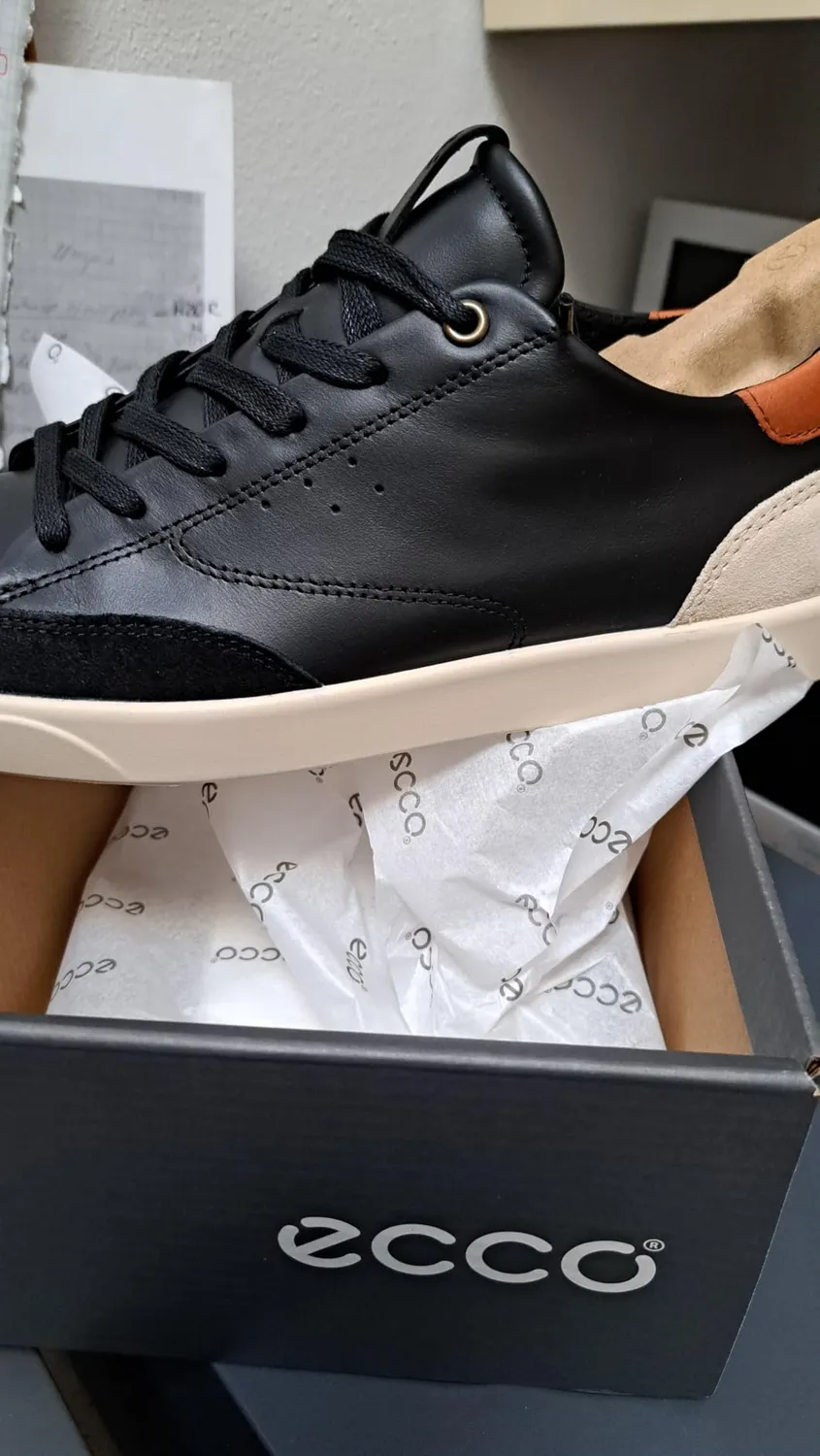 Ecco Street Lite Court sneakers uomo nero 35 EU