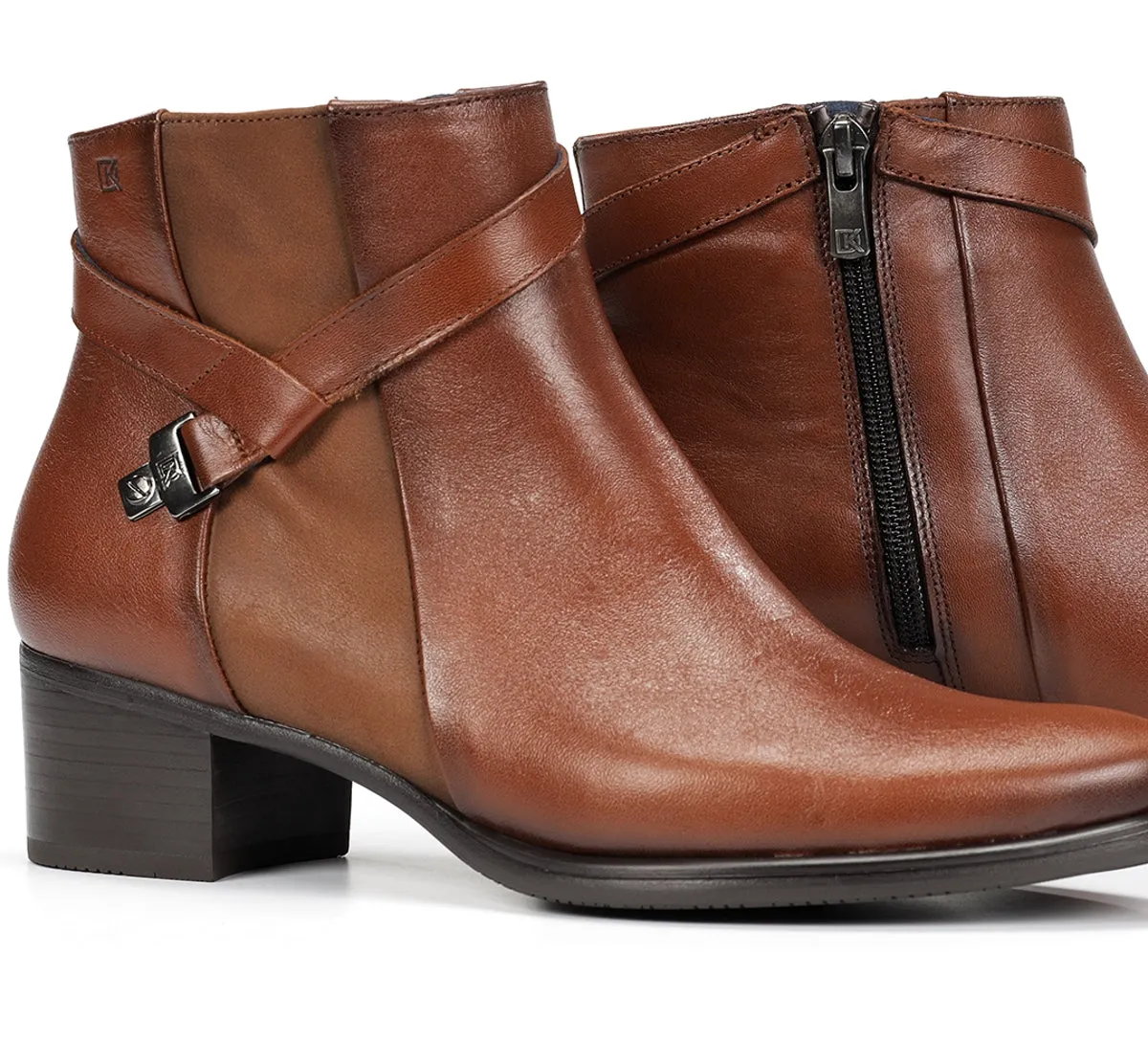 Fluchos Alegria D7232 stivaletti marroni zip