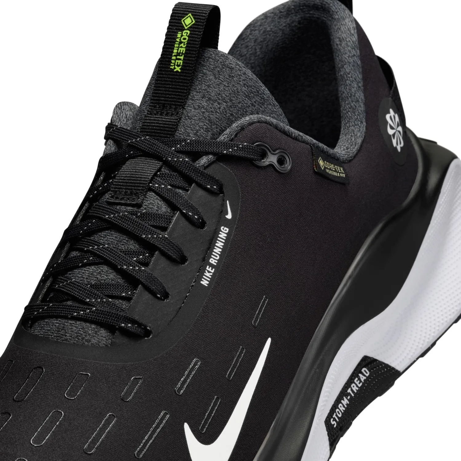 Nike InfinityRN 4 Gore-Tex scarpe running uomo pioggia