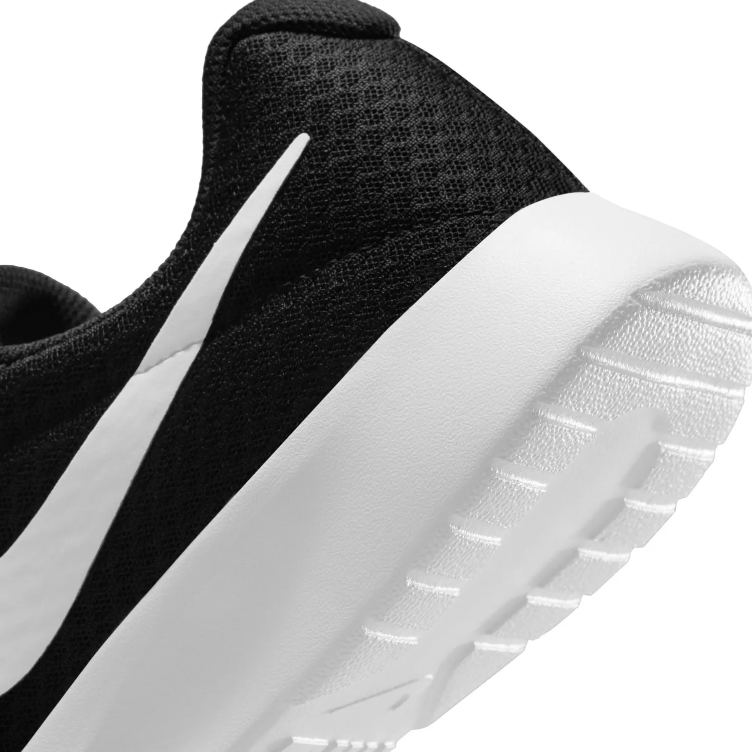 Nike Tanjun scarpe uomo 43 EU nero