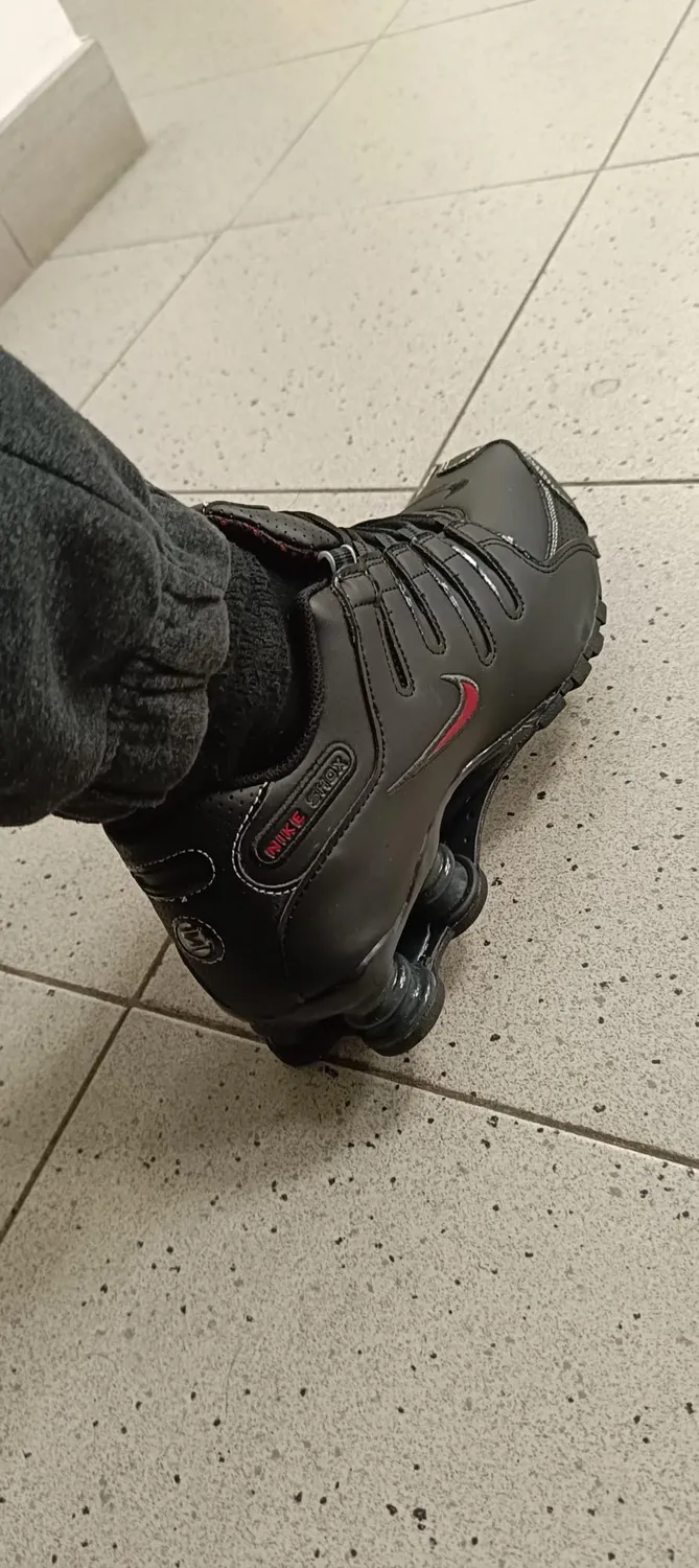Nike Shox NZ scarpe uomo 42 EU ammortizzate