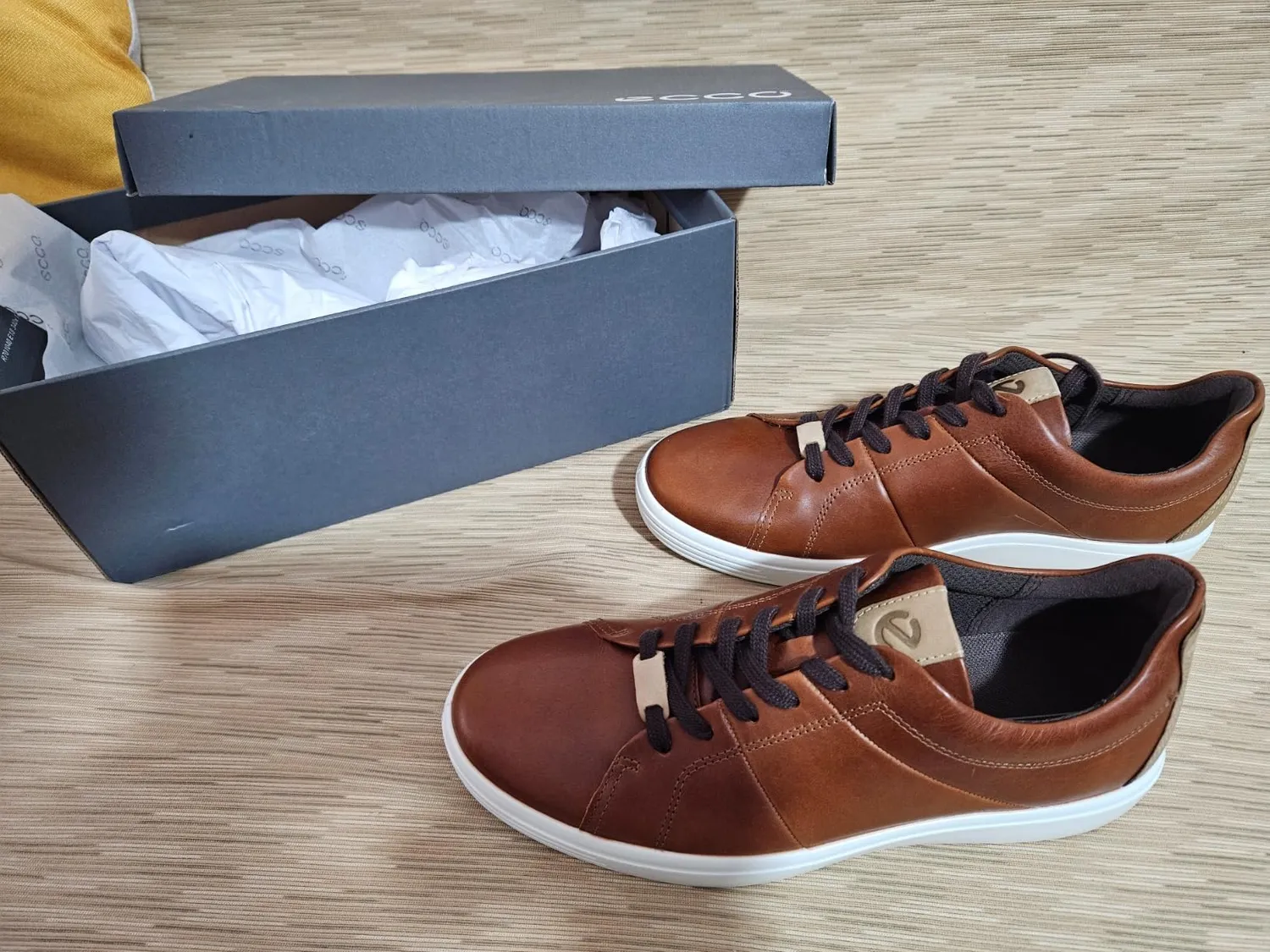 Ecco Soft Classic sneakers uomo pelle morbida