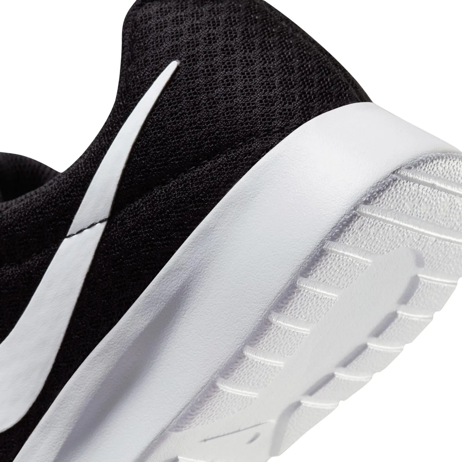 Nike Tanjun 812655-203 scarpe donna 40 EU nere