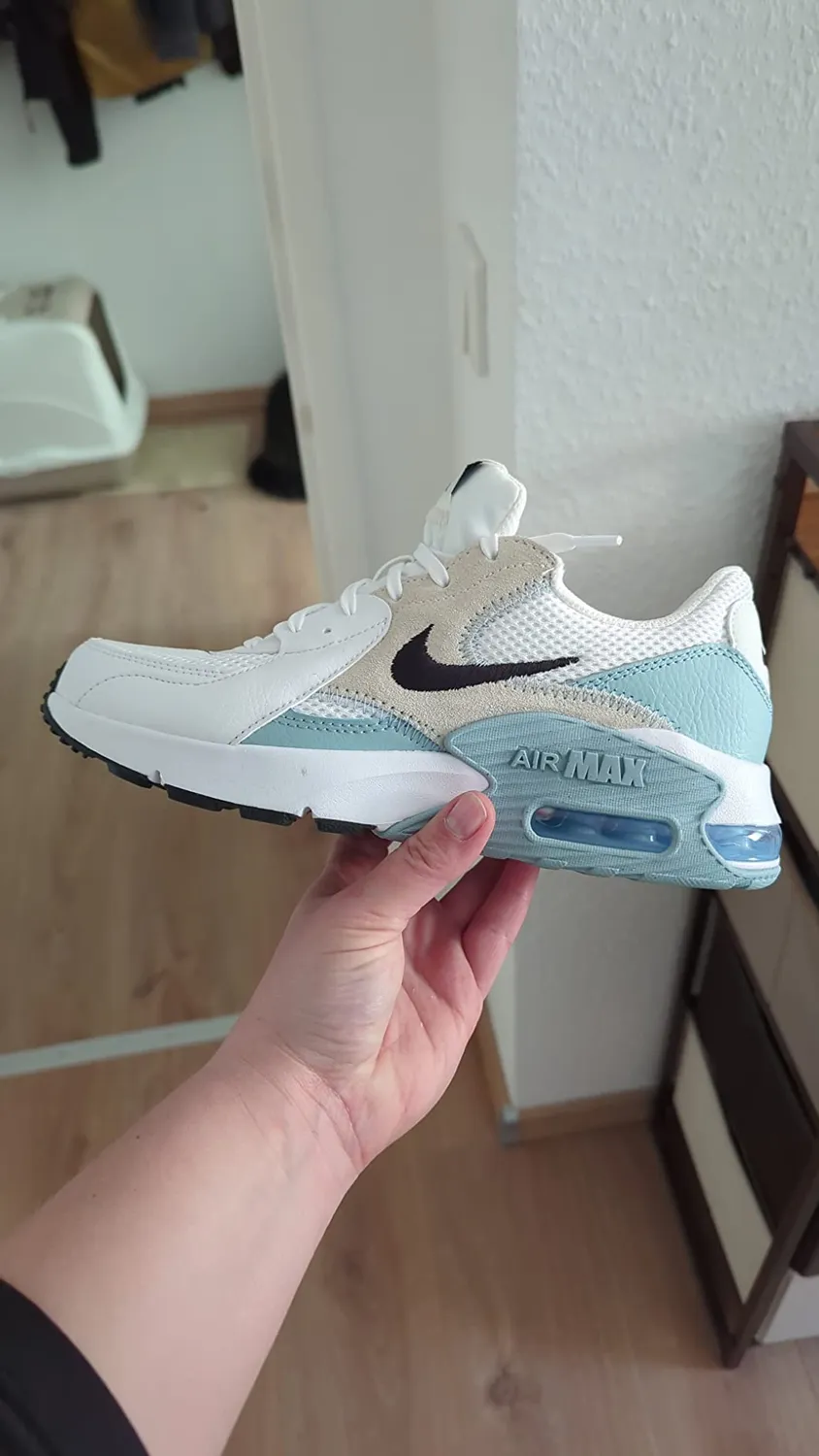 Nike Air Max Excee sneakers donna bianche con Air