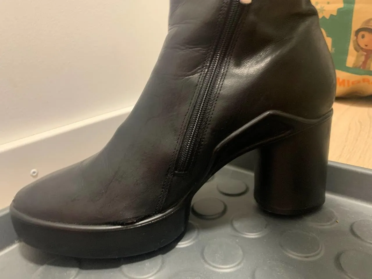 Ecco Shape Sculpted Motion 55 stivaletto donna tacco