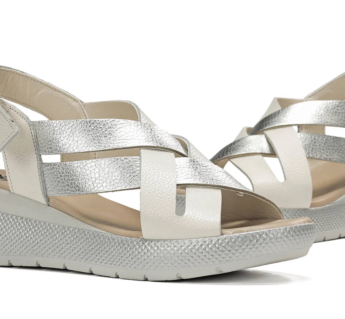 Fluchos Ever D9316 sandali donna argento con fibbia