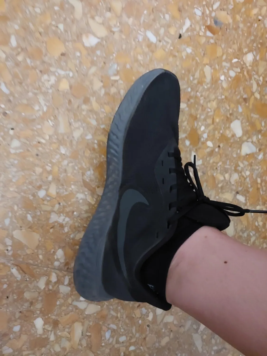 Nike Revolution 6 scarpe running uomo mesh traspirante