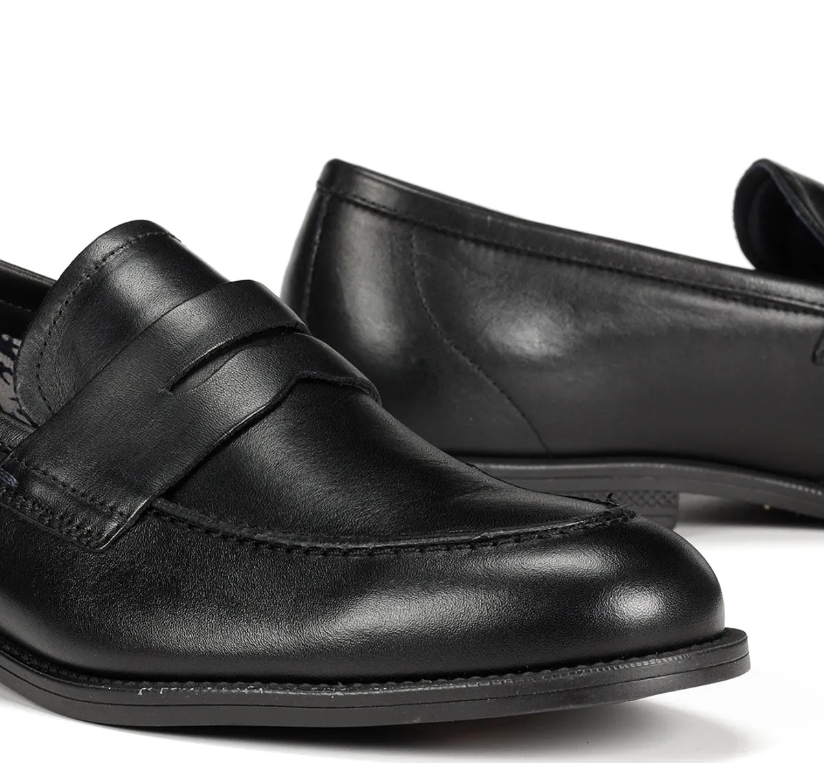 Fluchos Henri F0824 mocassini uomo neri pelle