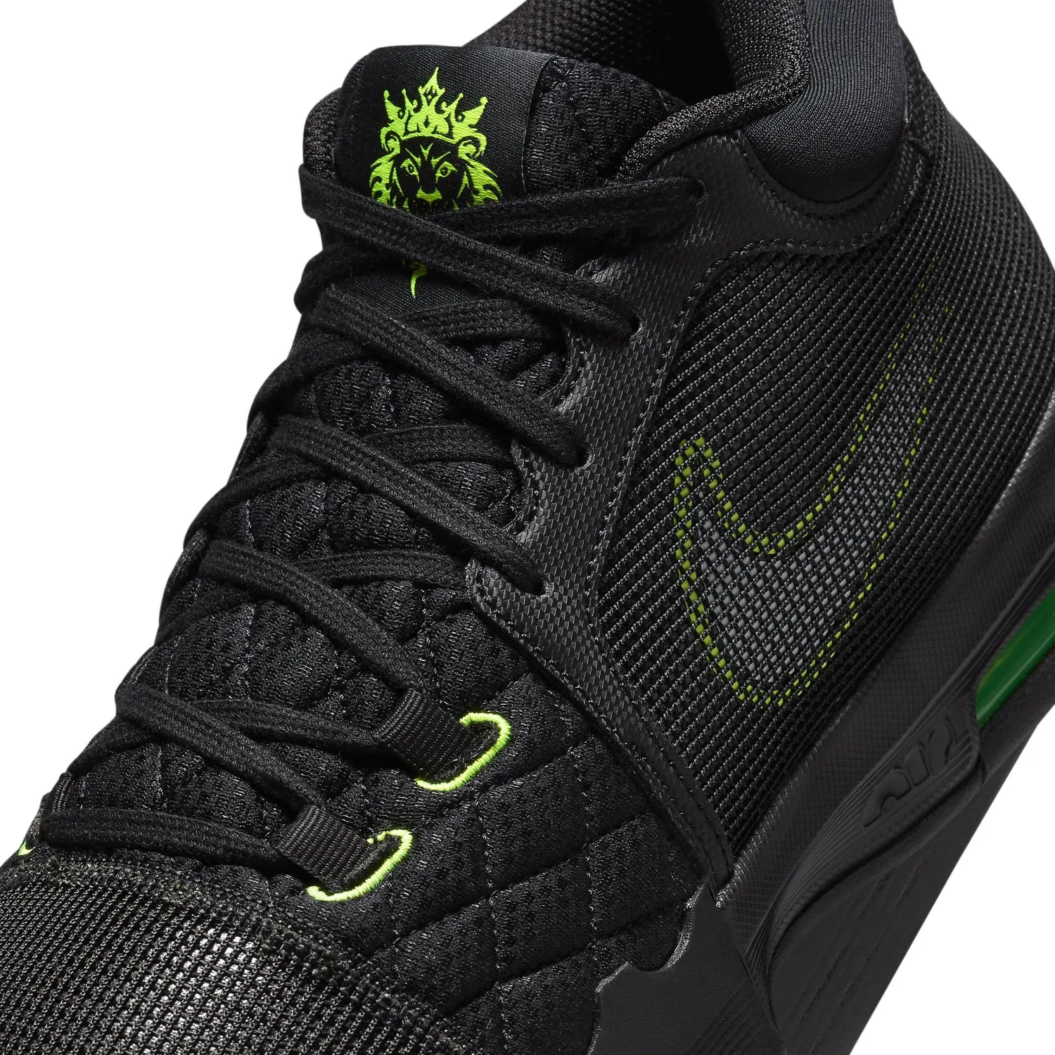 Nike LeBron Witness 8 scarpe basket uomo Max Air indoor