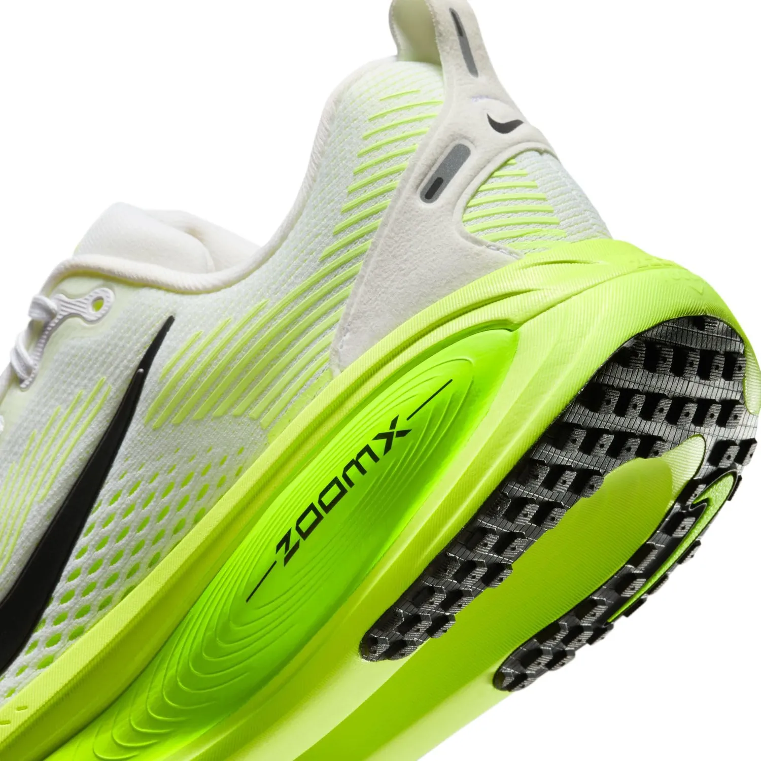 Nike Vomero 18 scarpe running donna bianco verde