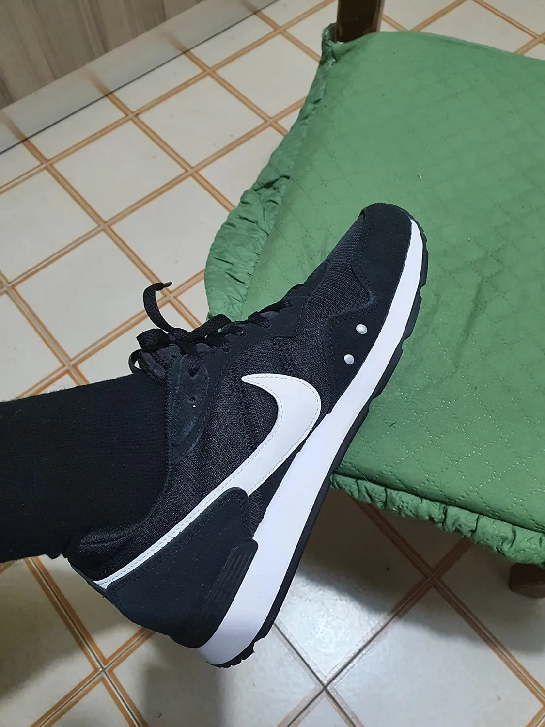 Nike Venture Runner sneakers donna comfort daily retrò