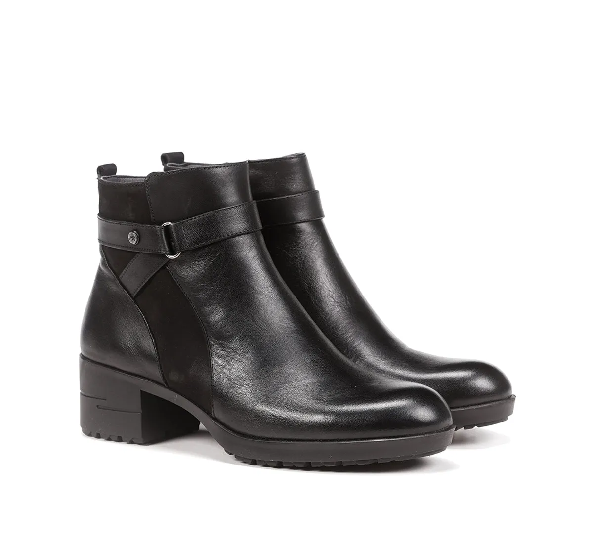 Fluchos Aliss F1368 tronchetti donna neri pelle