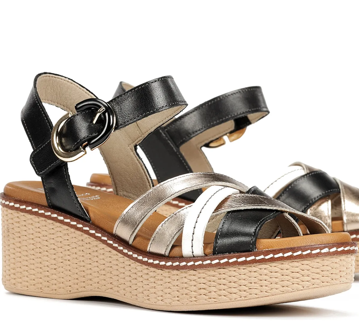 Fluchos Nido D9639 sandali donna neri zeppa