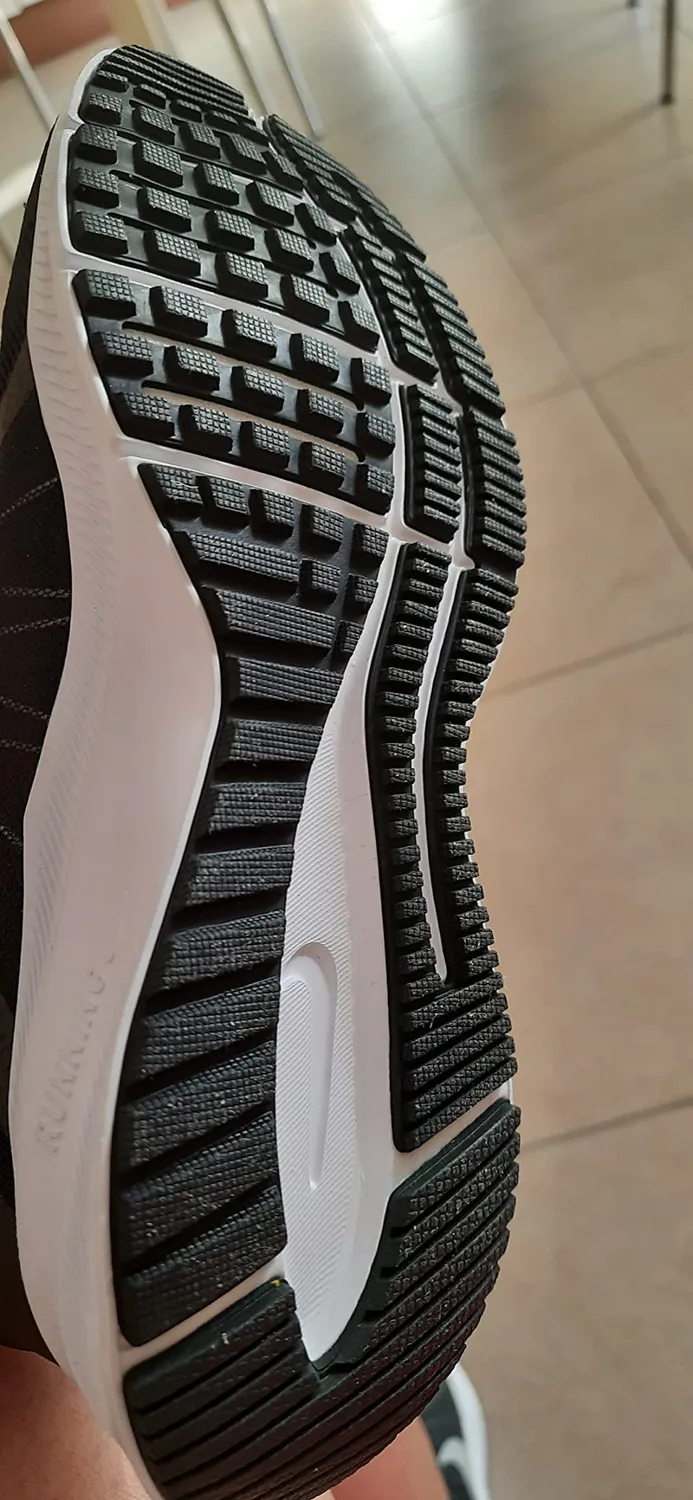 Nike Quest 4 scarpe corsa donna vinaccia traspiranti