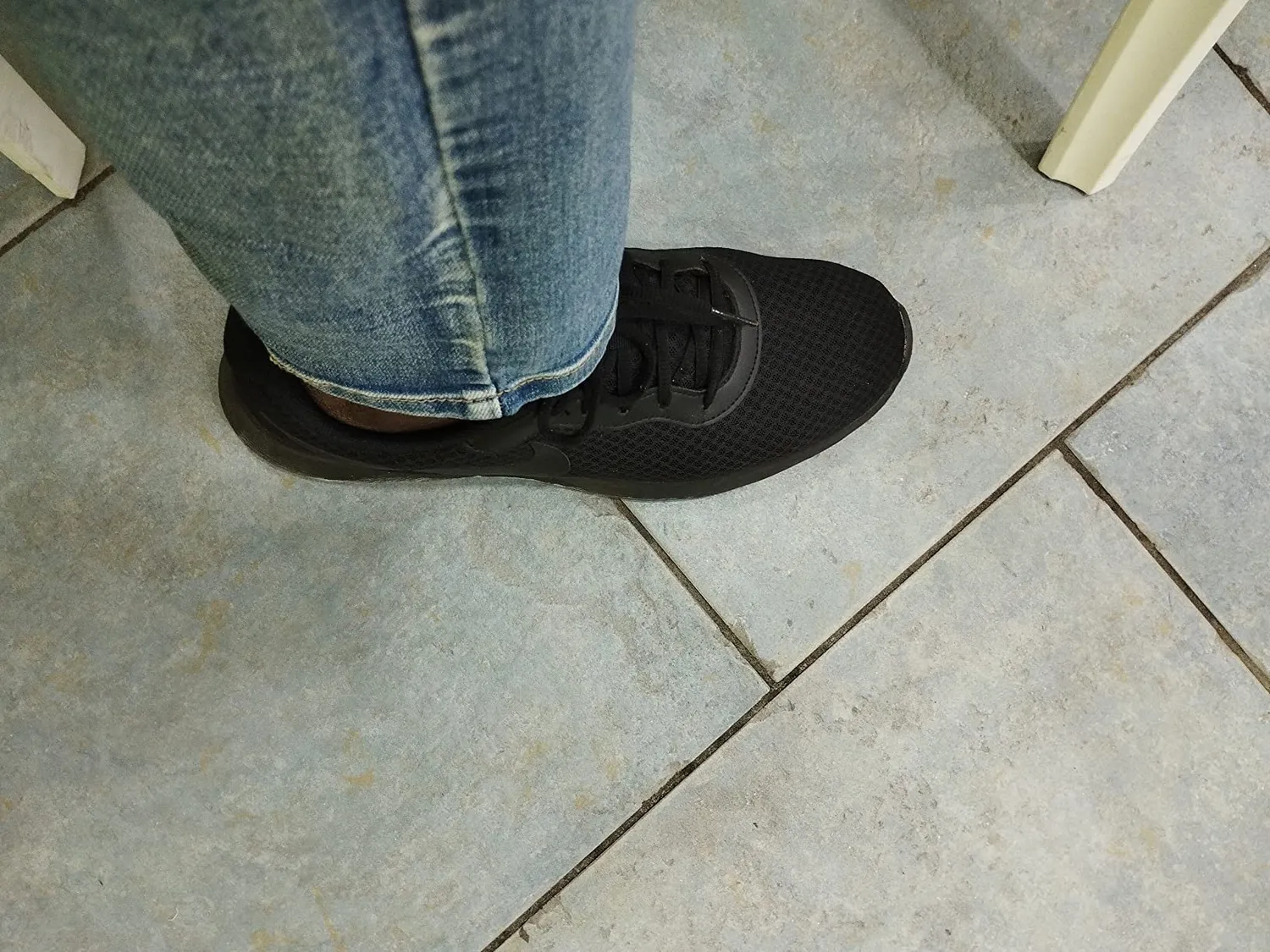 Nike Tanjun scarpe uomo 43 EU nero