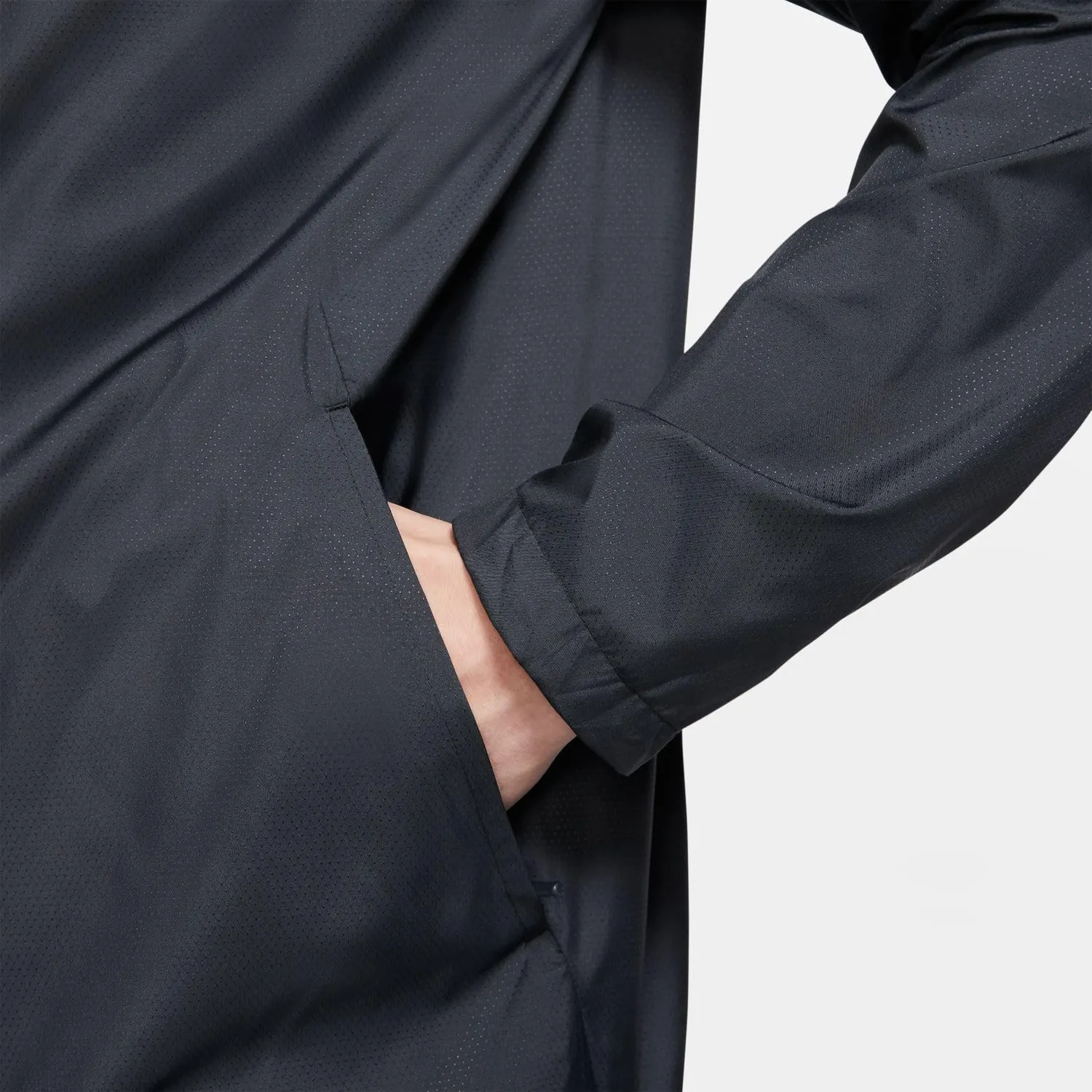 Nike Essentials giacca uomo antipioggia nera XL