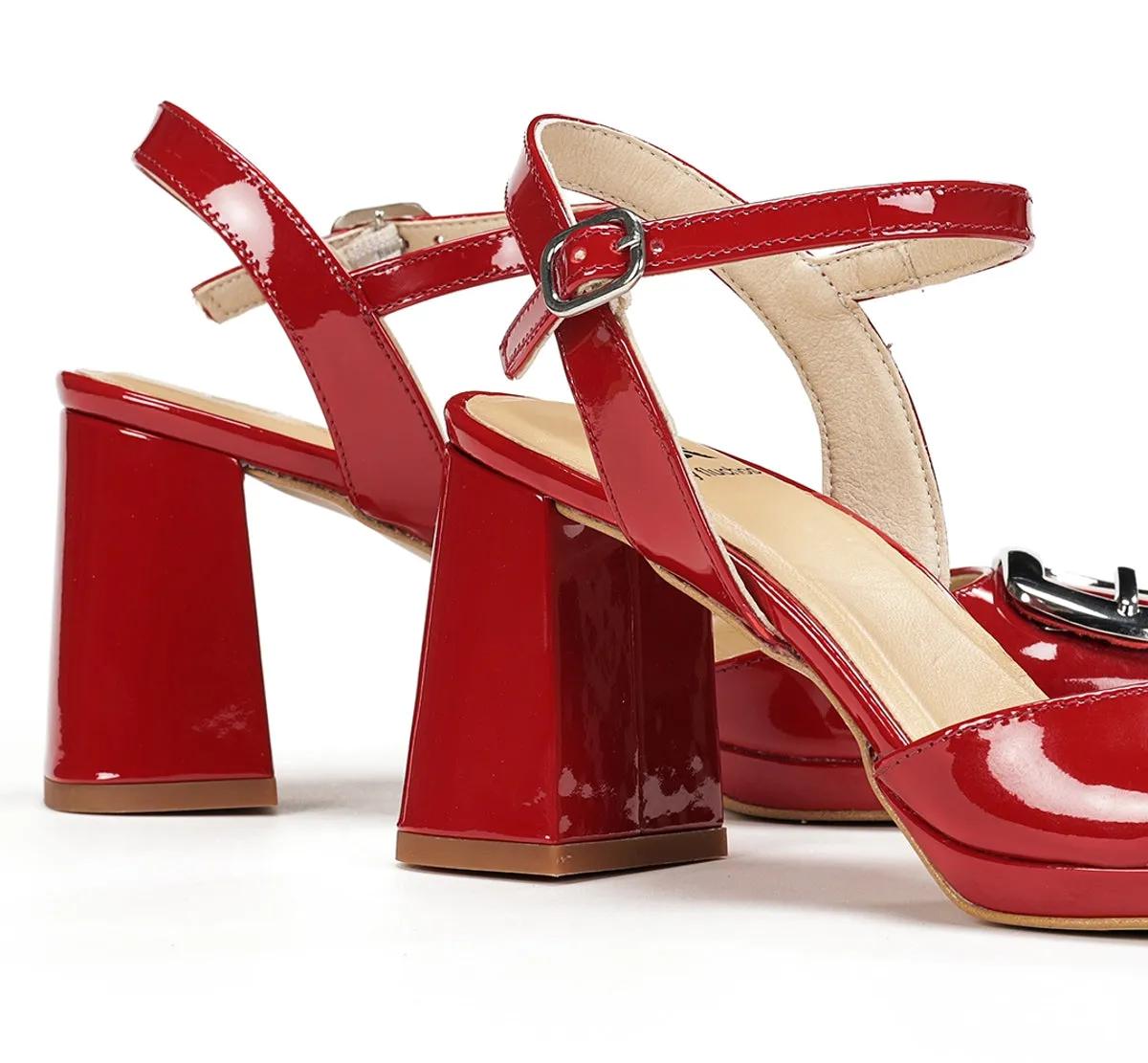 Fluchos Karla D9264 sandalo rosso tacco trapezio
