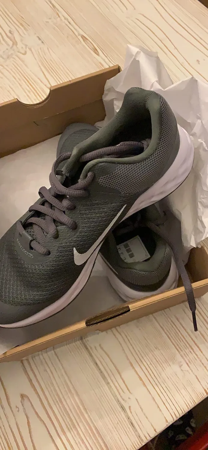 Nike Revolution 6 NN sneakers bambino unisex leggera