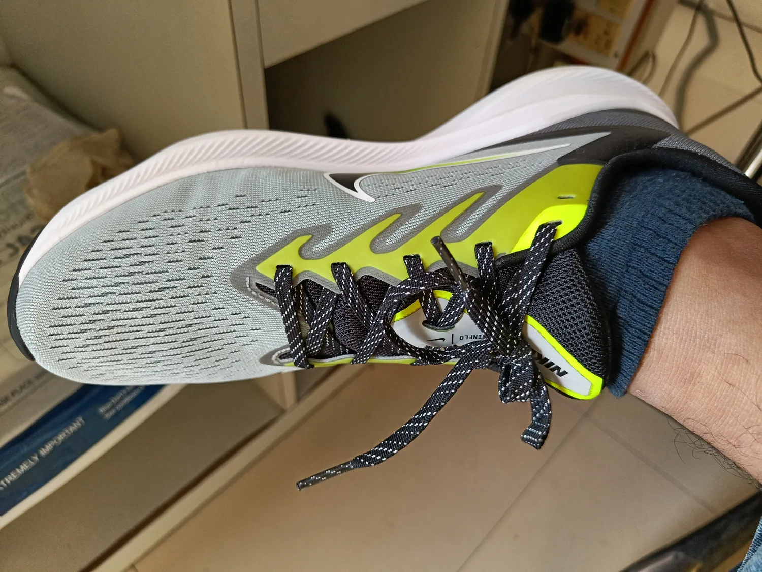 Nike Air Zoom Winflo 7 running uomo rosso 43 EU
