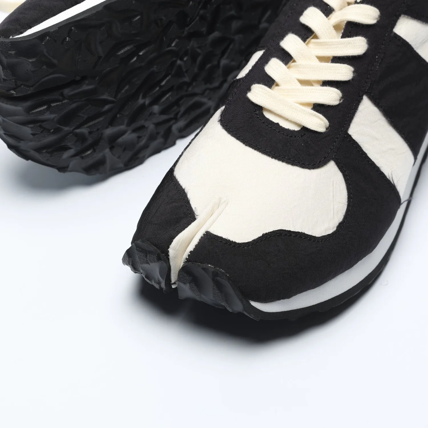 Tabito Tabi Trainer tabito21 sneakers airbag bianche
