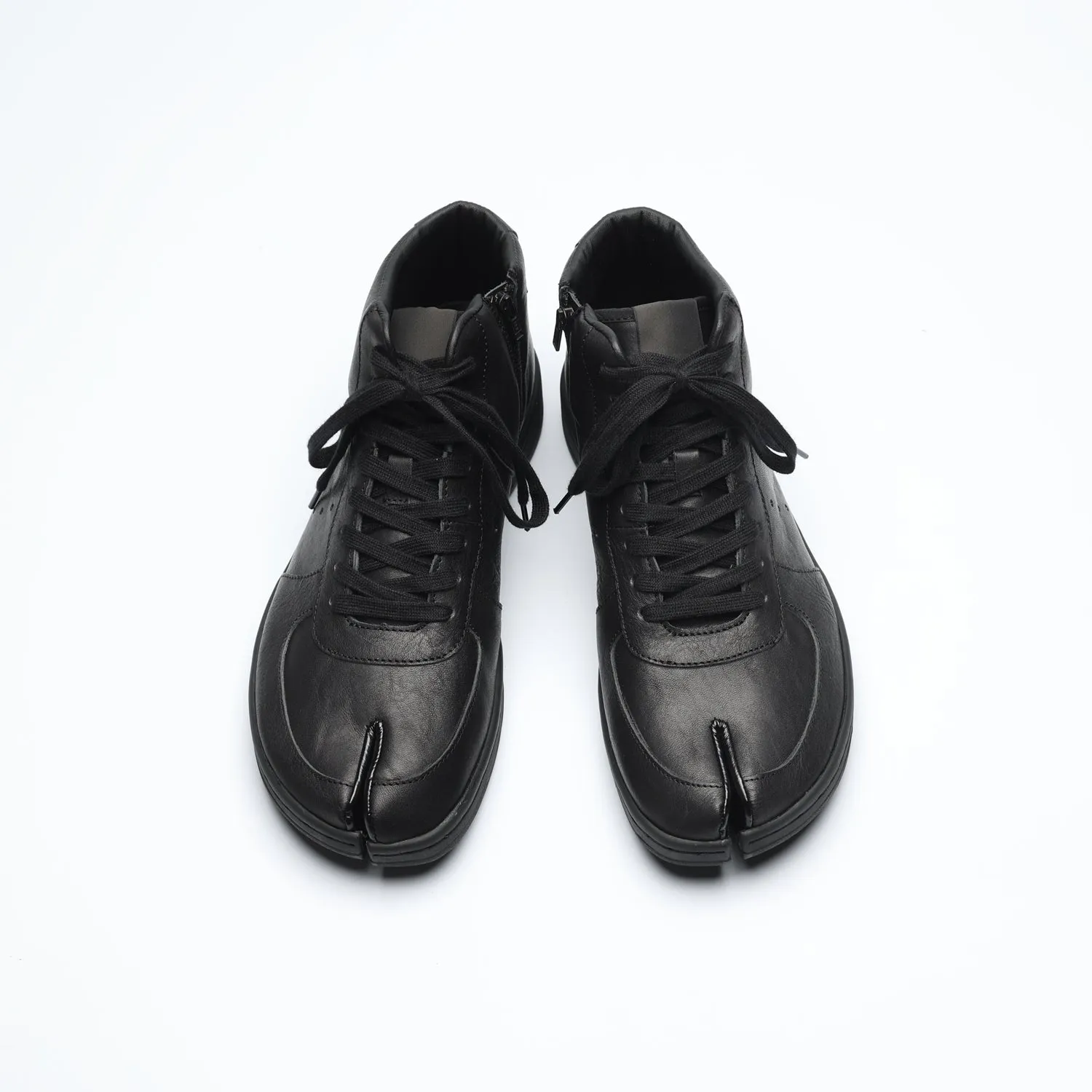 Tabito Leap Trainer tabito57 sneakers nere zip pelle