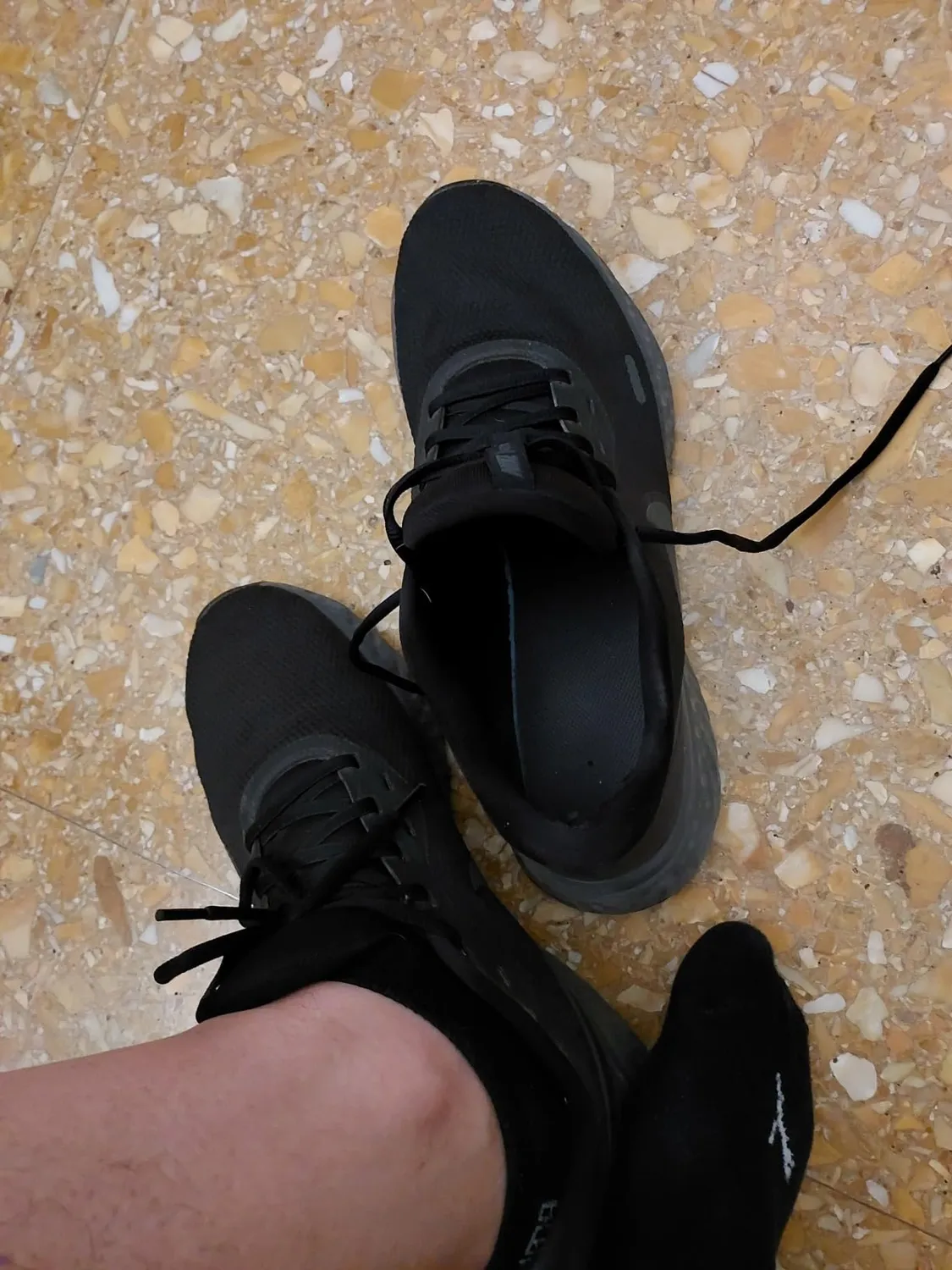 Nike Revolution 6 scarpe running uomo mesh traspirante