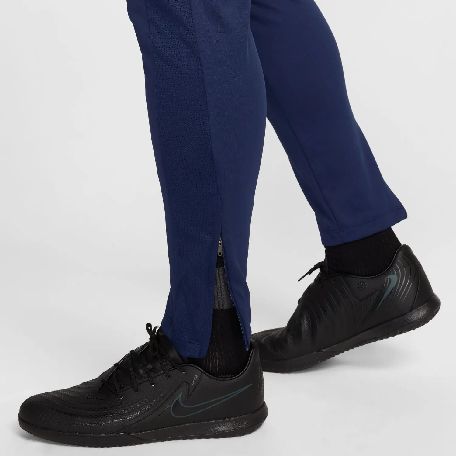 Nike Academy ACD25 pantaloni uomo M blu navy