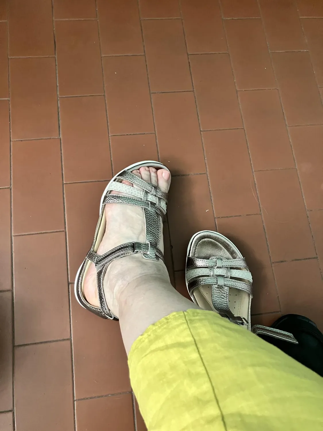 Ecco Flash sandalo donna T-strap regolabile