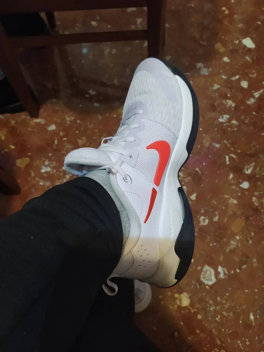 Nike Zoom Bella 6 scarpe fitness donna bianche stabili