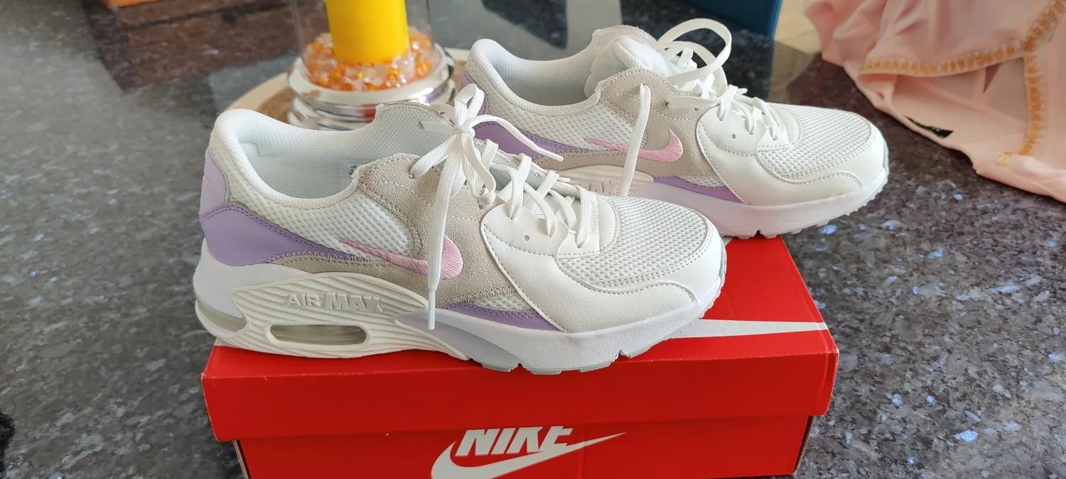 Nike Air Max Excee sneakers donna bianche con Air
