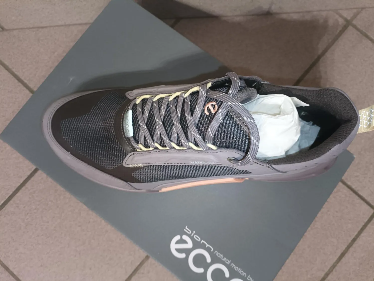 Ecco Biom 2.1 X Country scarpe outdoor 42.5/43.5 EU bianche