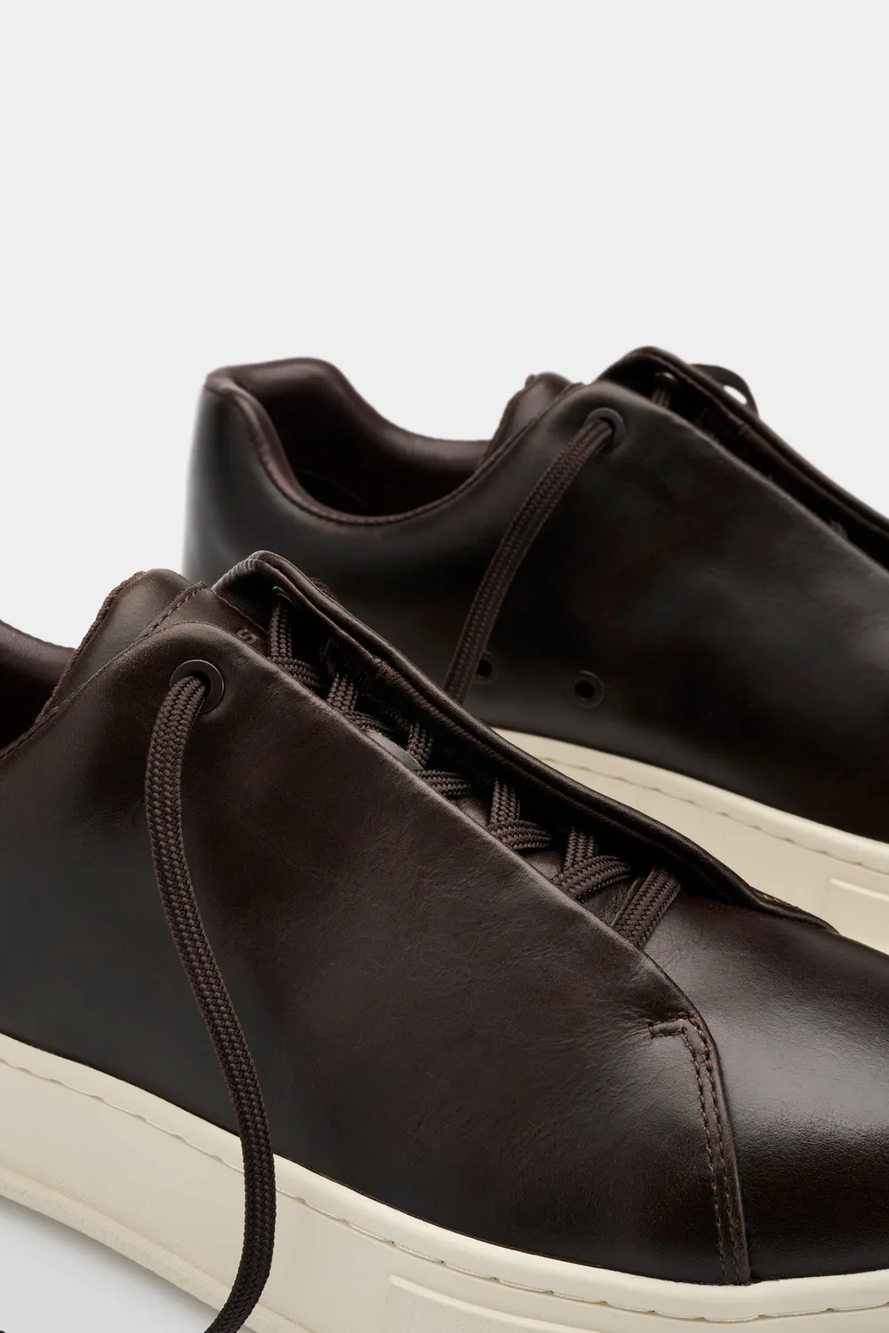Eytys Doja sneakers pelle espresso lacci nascosti