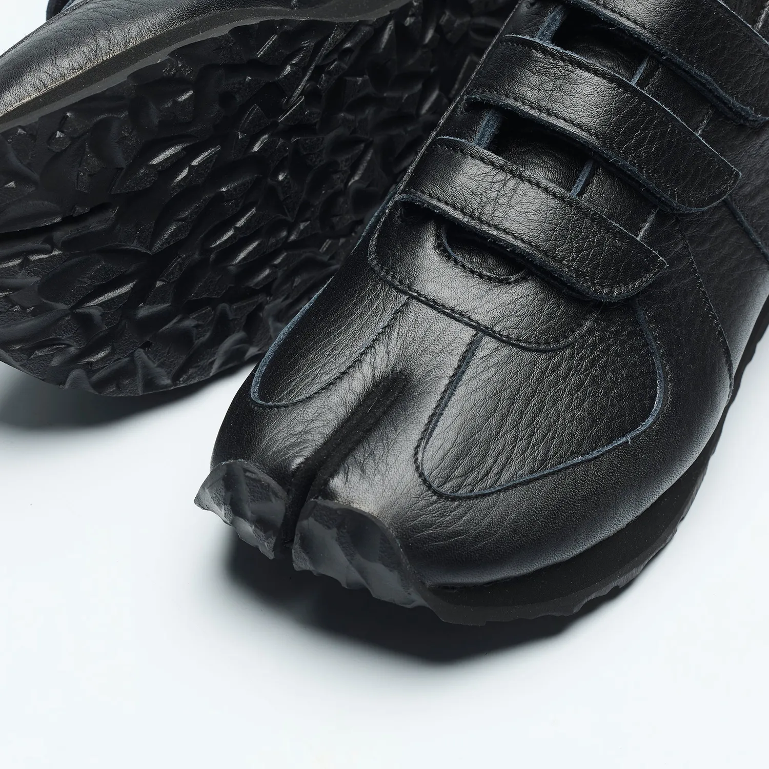 Tabito Truss Trainer tabito27 sneakers total-black pelle