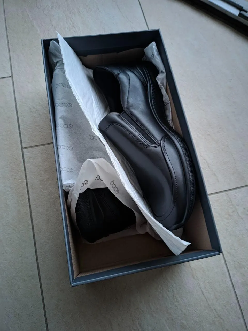 Ecco Irving slip on uomo nero 43 EU