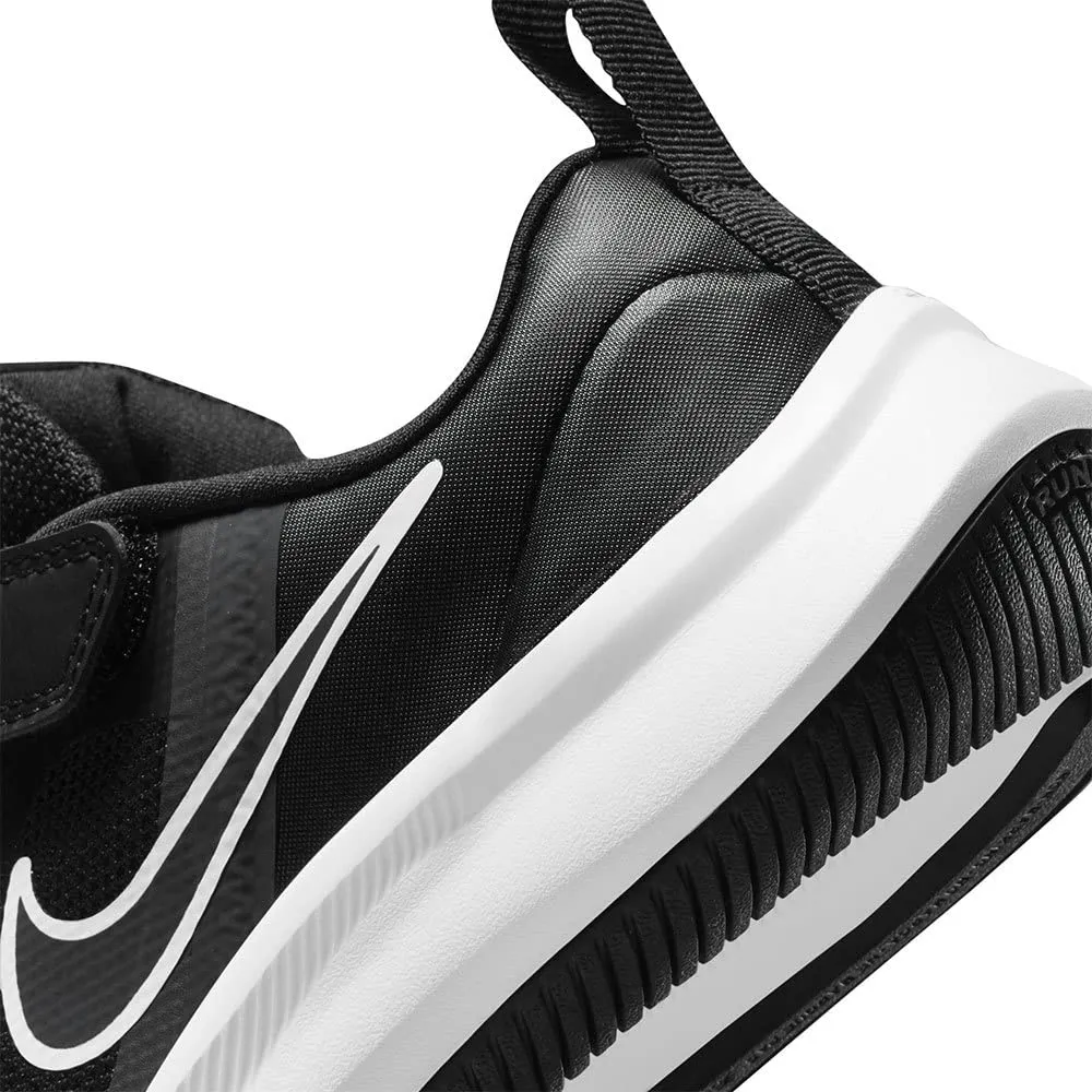 Nike Star Runner 3 scarpe bimbo nero 28.5 EU