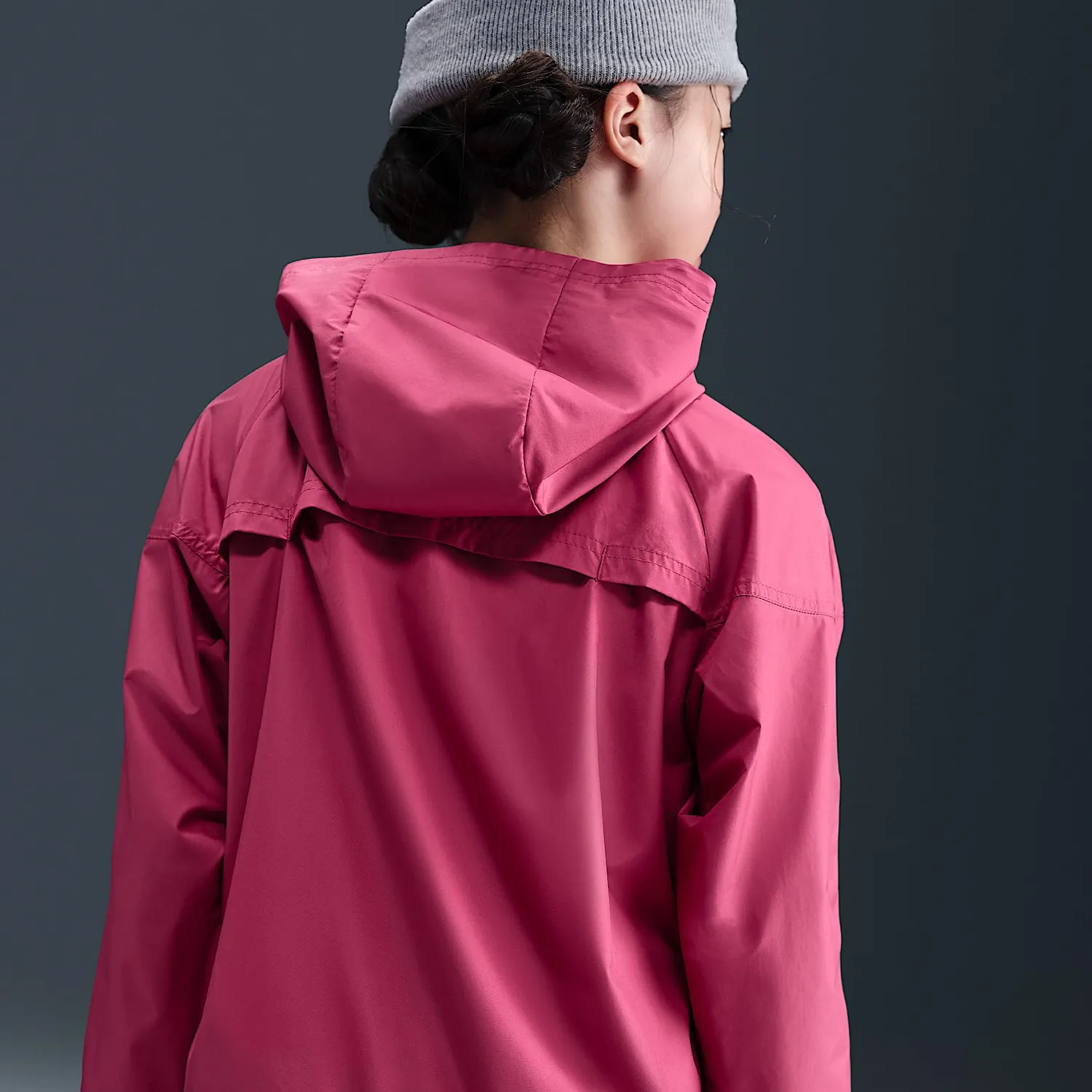 Nike Windrunner Repel giacca bambini 12-13 anni antracite