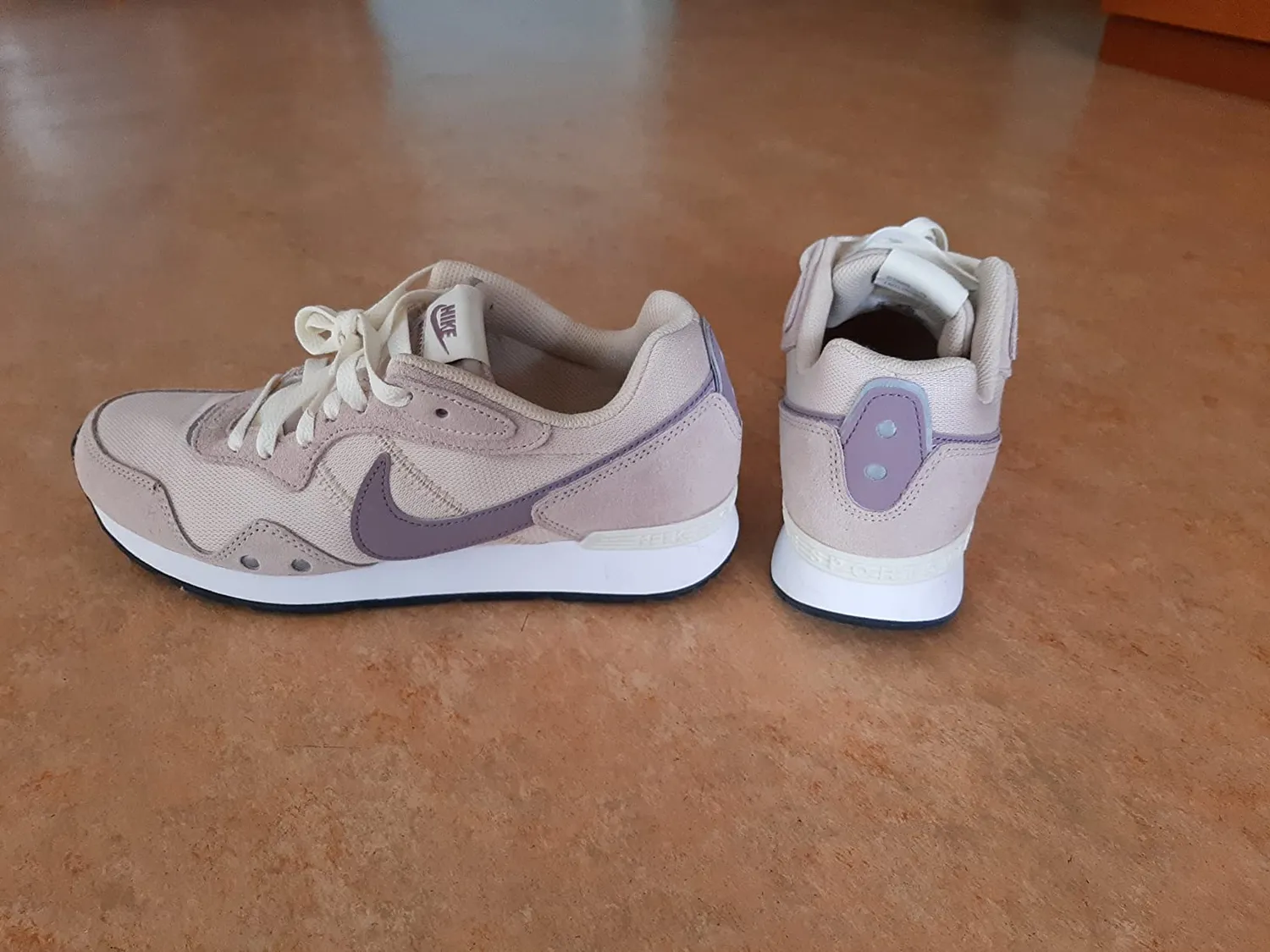 Nike Venture Runner sneakers donna comfort daily retrò