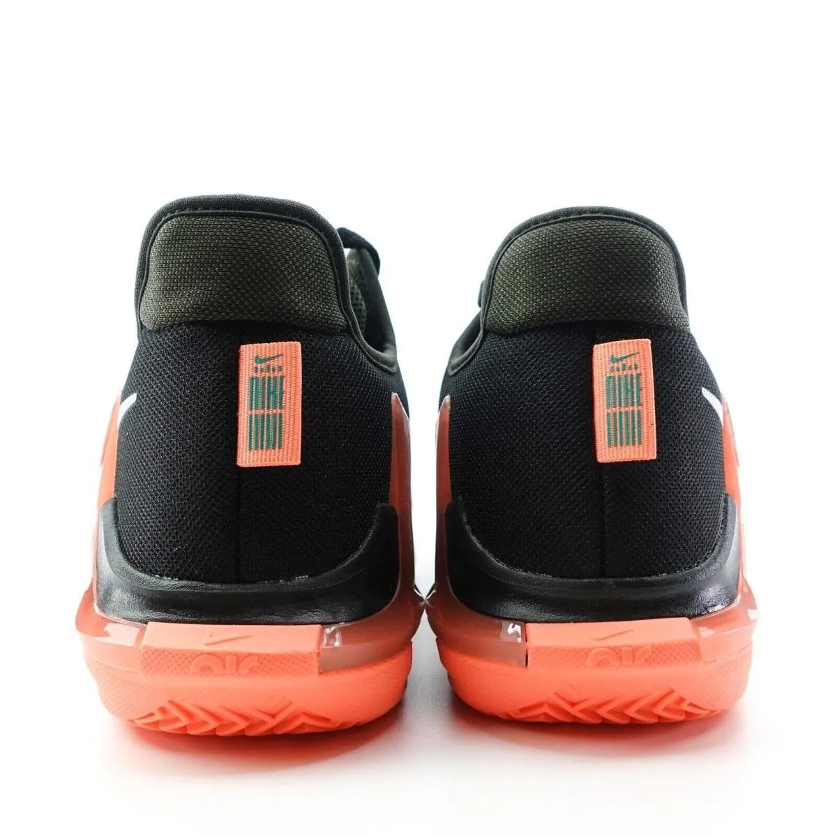 Nike LeBron Witness 6 scarpe basket 44.5 EU nero