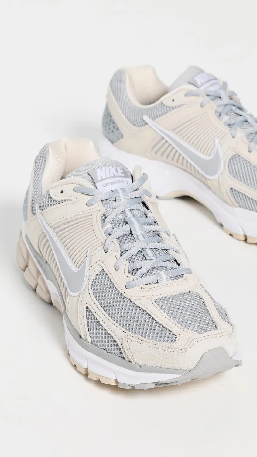 Nike Zoom Vomero 5 sneakers uomo Orewood Brown traspiranti