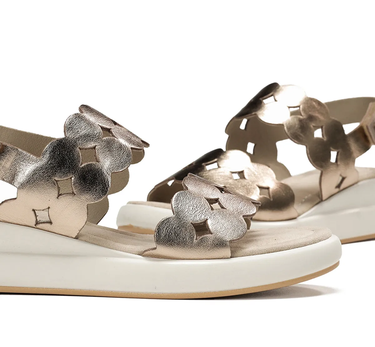 Fluchos Slam D9291 sandali oro fibbie