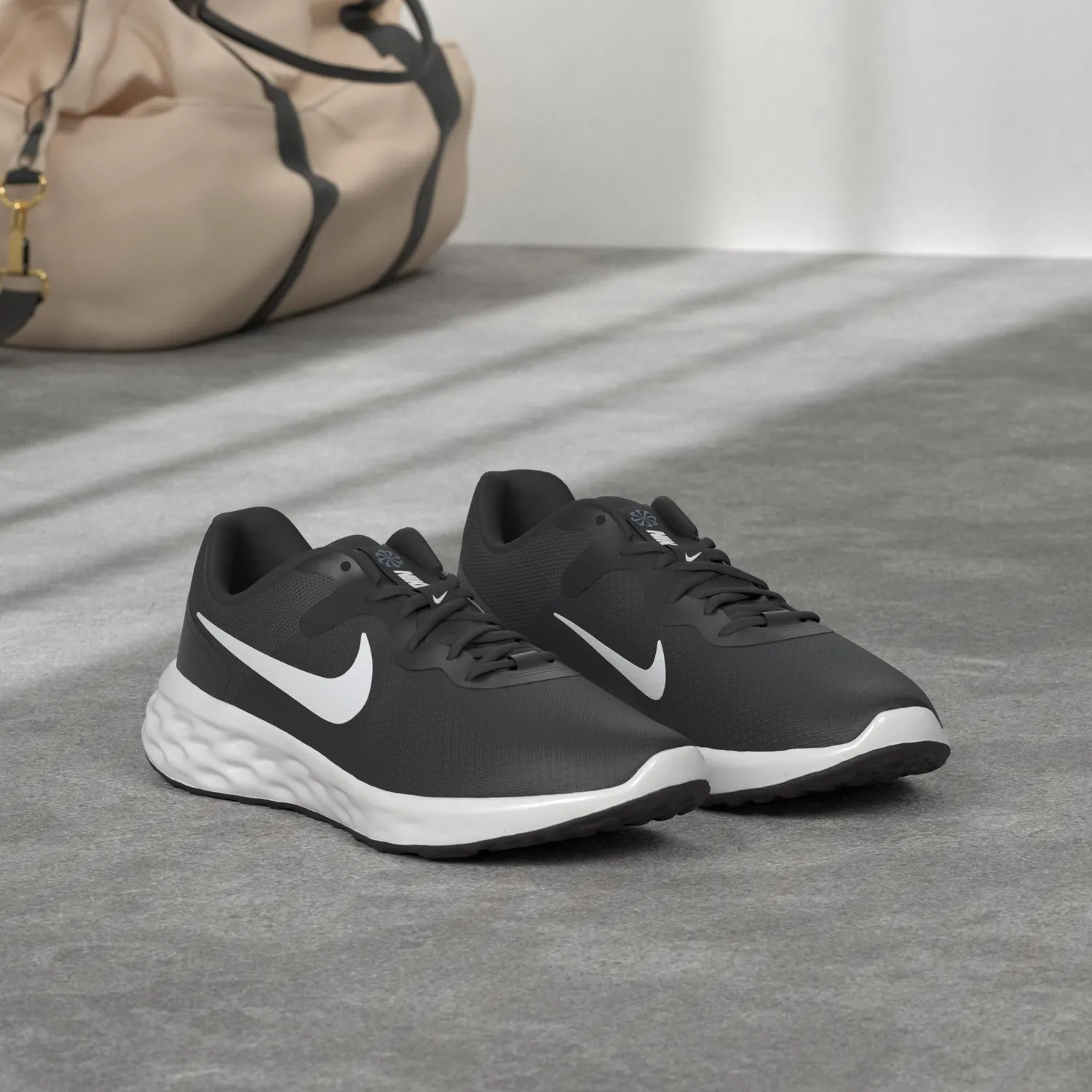 Nike Revolution 6 Next Nature scarpe donna nero