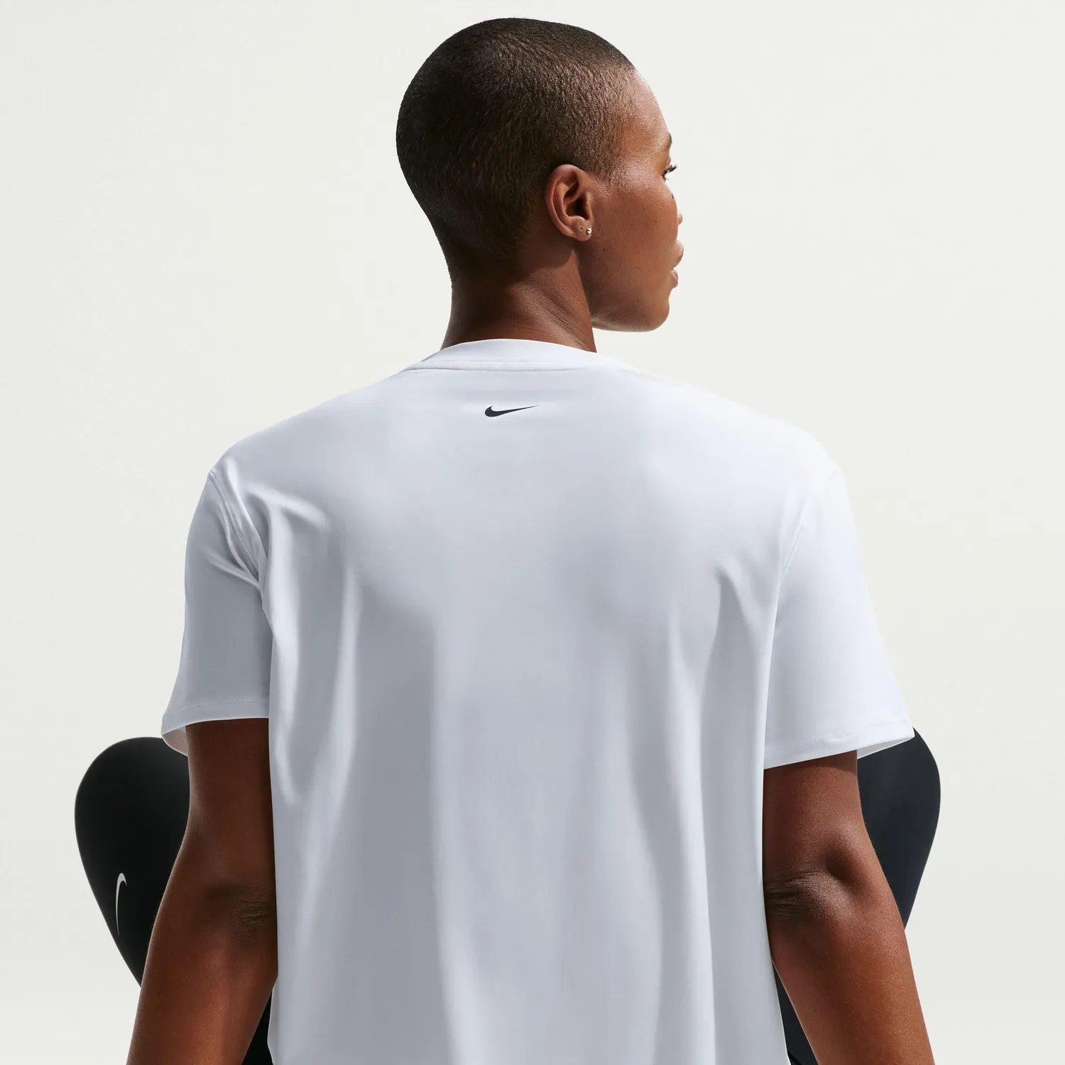 Nike Pro T-shirt donna S Dri-Fit taglio ampio nera